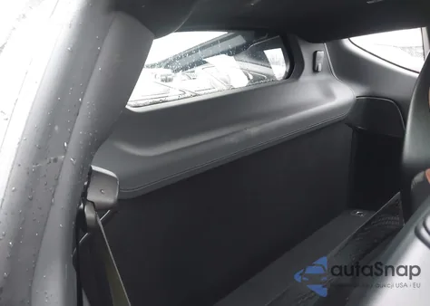 2024 Lotus Emira V6 First Edition z USA, uszkodzony, nr VIN SCCLEKAX3RHB24334